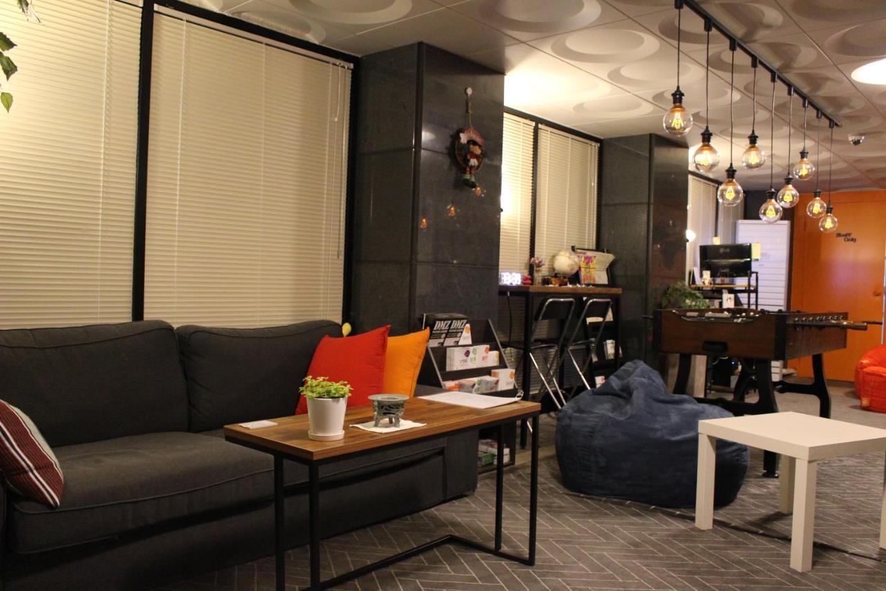 Bunk Guesthouse Hongdae2 ソウル特別市 エクステリア 写真