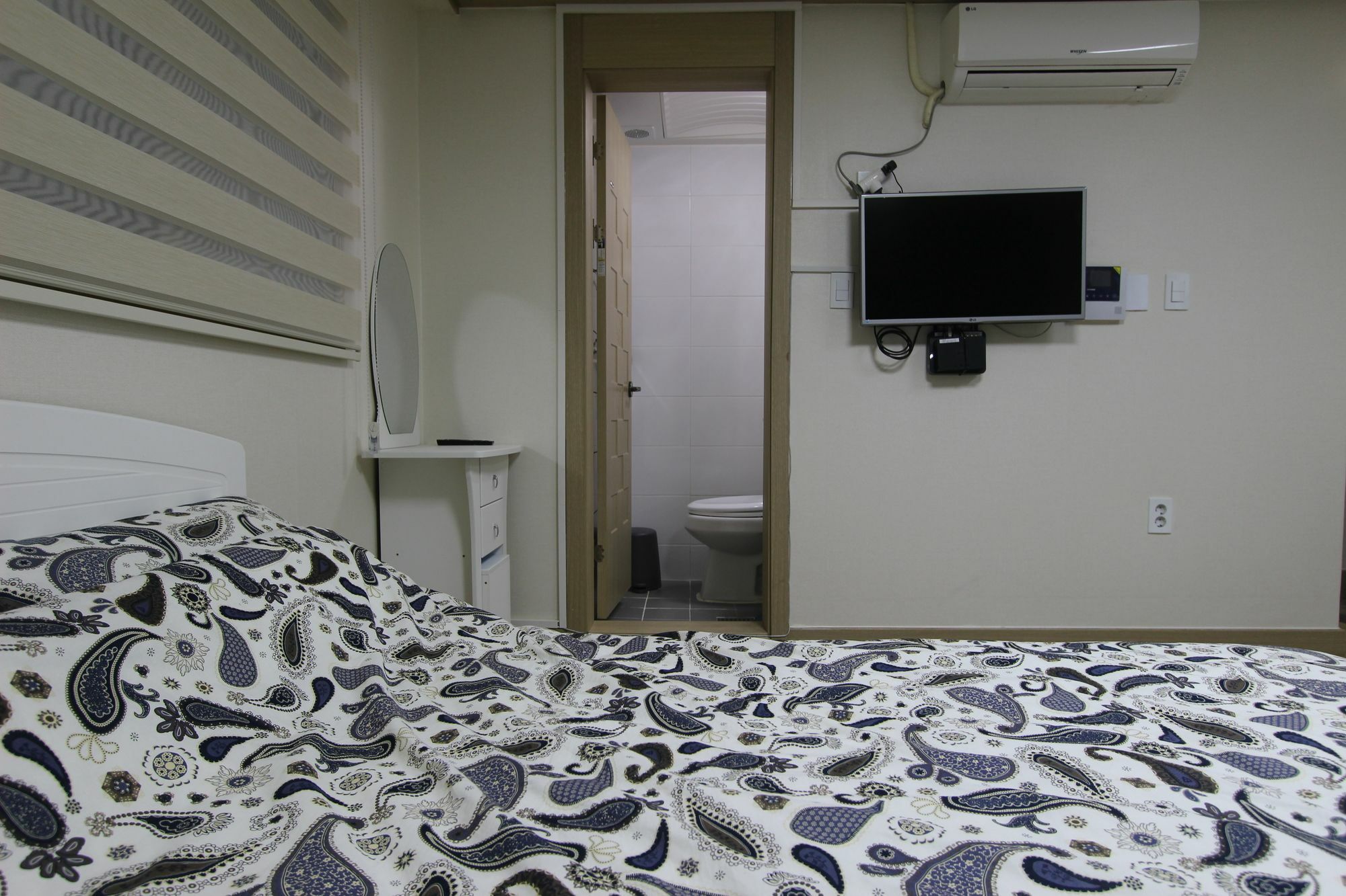 Bunk Guesthouse Hongdae2 ソウル特別市 エクステリア 写真