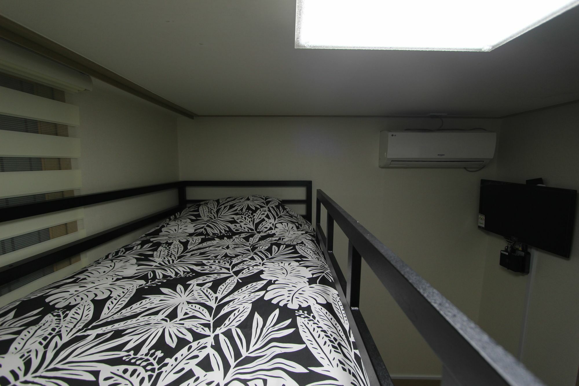 Bunk Guesthouse Hongdae2 ソウル特別市 エクステリア 写真