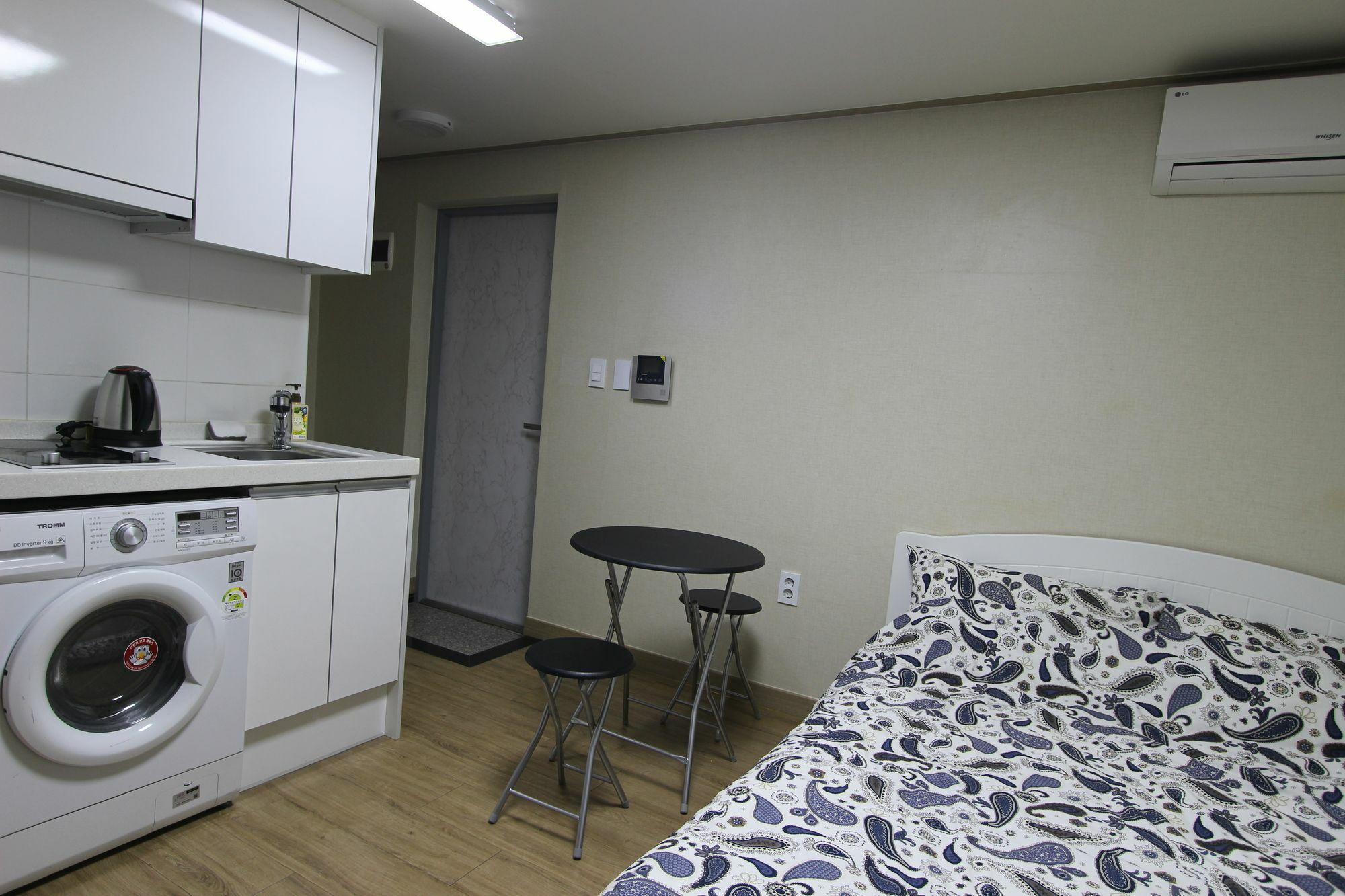 Bunk Guesthouse Hongdae2 ソウル特別市 エクステリア 写真